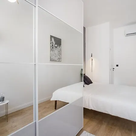 Tilia Luxury - 3 Bedrooms With Ac דירה