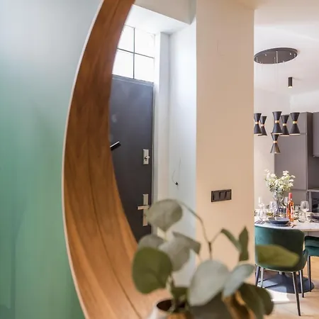 Tilia Luxury - 3 Bedrooms With Ac דירה *