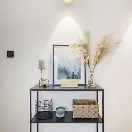 Tilia Luxury - 3 Bedrooms With Ac דירה בודפשט
